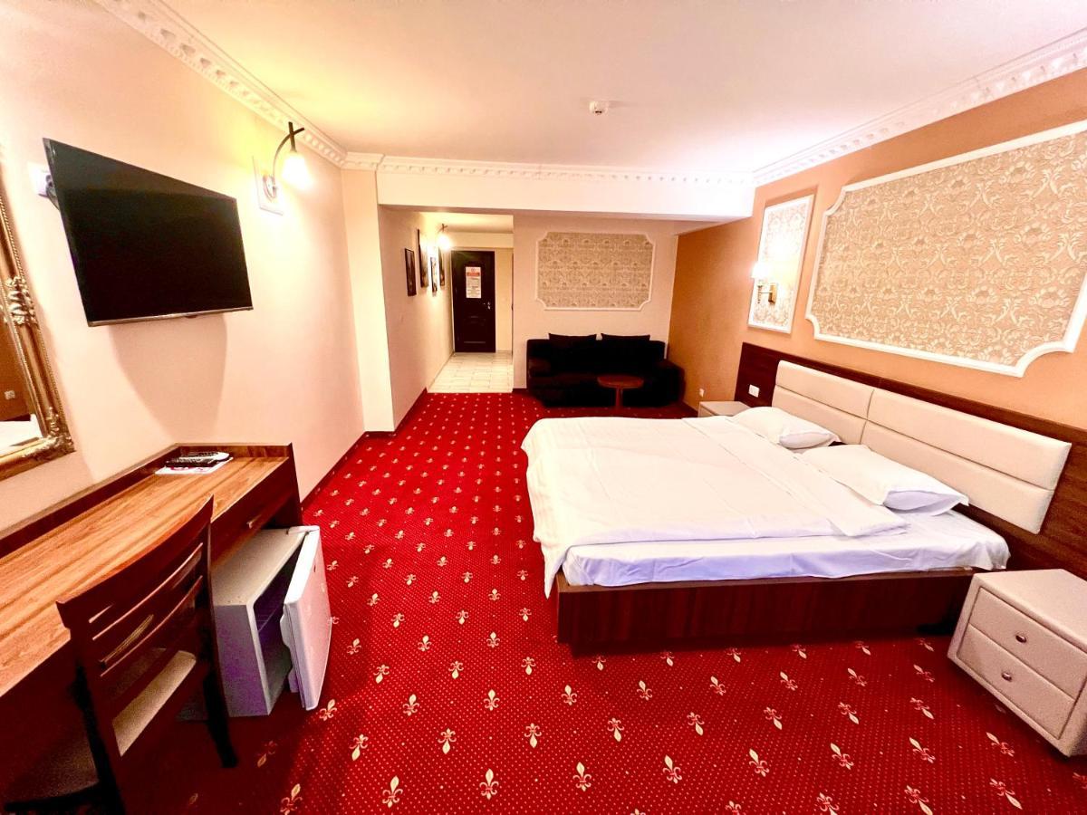 Complex Azar Hotel Galaţi Buitenkant foto